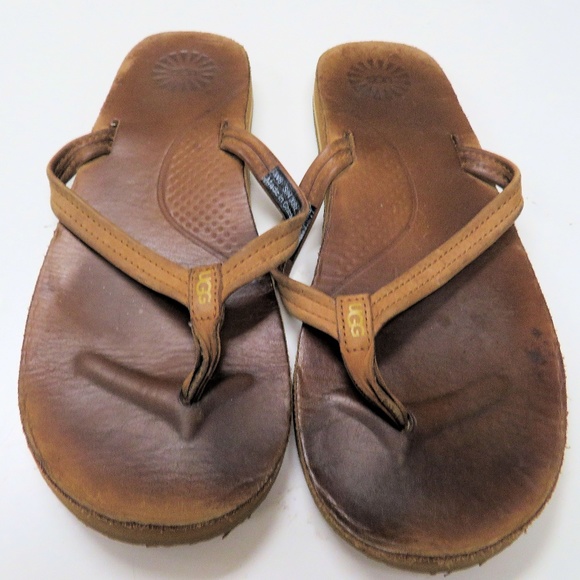 ugg flip flops leather